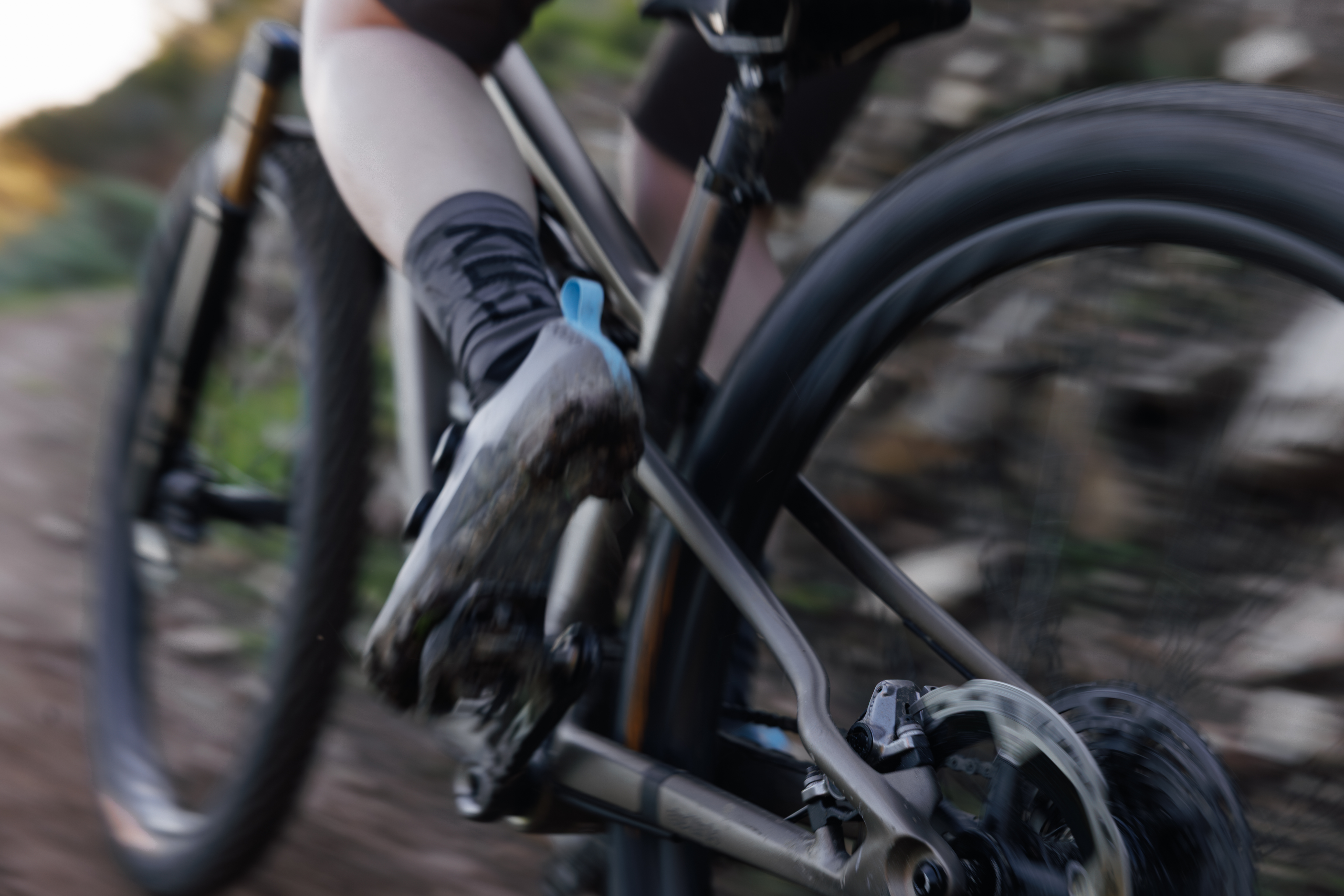 Úložný prostor v rámu